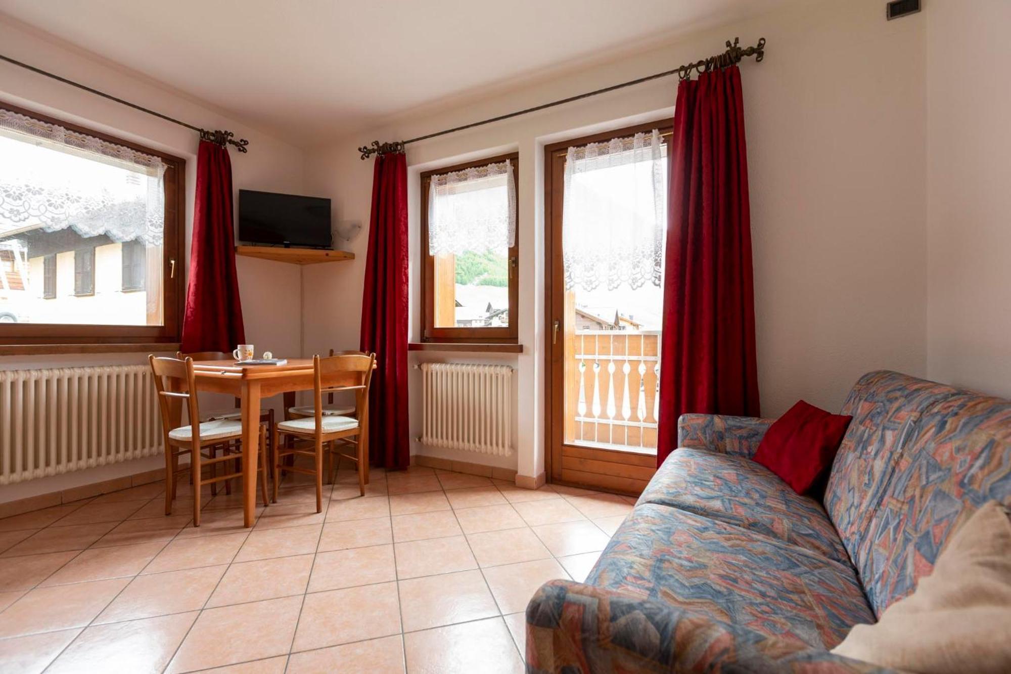 Appartamenti Brunnlein Livigno Exteriör bild